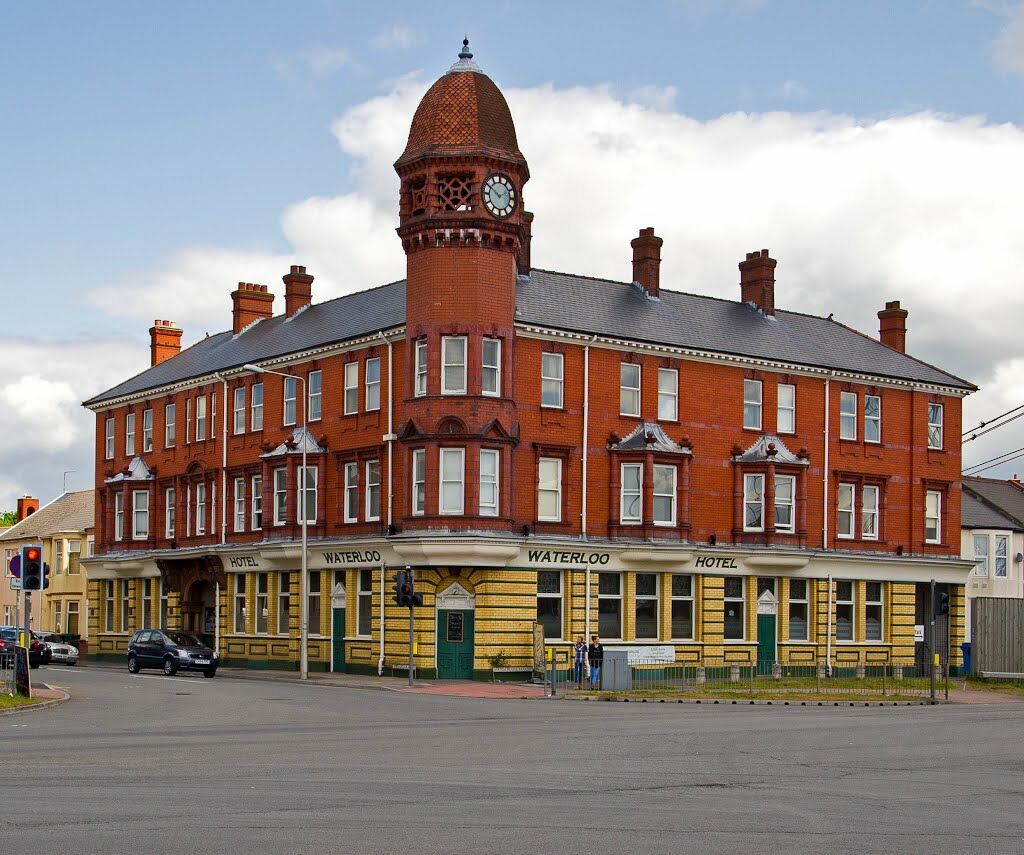 The Waterloo Hotel & Bistro Newport  Exterior photo